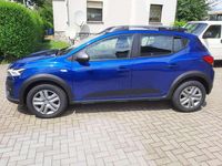 Gebraucht Dacia Sandero Expression 101 PS (74 kW) 2023 Stahlblau Kleinwagen