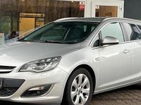 Gebraucht Opel Astra 110 PS (80 kW) 2014 Silber Kombi
