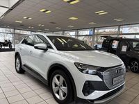 Gebraucht Audi e-tron 219 kW (299 PS) 2021 Gletscherweiß (metallic) SUV
