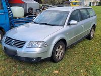Gebraucht VW Passat 101 PS (74 kW) 2001 Silber Kombi