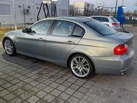 Gebraucht BMW 325 218 PS (160 kW) 2005 Blau Limousine