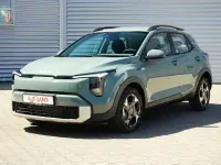Neu Kia Stonic 101 PS (74 kW) 2025 Grün SUV
