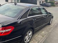Gebraucht Mercedes E300 Avantgarde 236 PS (173 kW) 2012 Schwarz Limousine