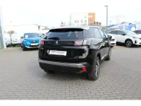 Gebraucht Peugeot 3008 Allure 131 PS (96 kW) 2022 Schwarz SUV