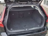 Gebraucht Volvo V60 Core 197 PS (144 kW) 2022 Schwarz Kombi