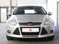 Gebraucht Ford Focus 101 PS (74 kW) 2014 Silber Limousine