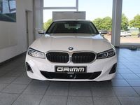 Gebraucht BMW 320 Performance 184 PS (135 kW) 2024 Alpinweiss iii Limousine