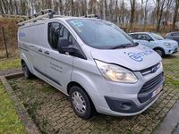 Gebraucht Ford Transit Custom Trend 131 PS (96 kW) 2017 Polarsilber metallic Kombi