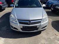 Gebraucht Opel Astra 90 PS (66 kW) 2007 Silber Limousine