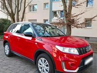 Gebraucht Suzuki Vitara 111 PS (81 kW) 2019 Rot SUV