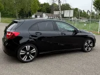 Gebraucht Mercedes A180 Urban 122 PS (89 kW) 2015 Schwarz Kleinwagen