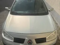 Gebraucht Renault Mégane 110 PS (80 kW) 2004 Grau Limousine