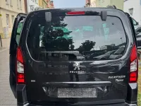 Gebraucht Peugeot TePee 120 PS (88 kW) 2015 Schwarz Kombi