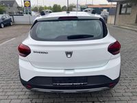 Gebraucht Dacia Sandero Comfort 101 PS (74 kW) 2021 Gletscherweiss Kleinwagen