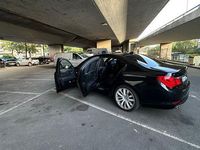 Gebraucht BMW 730 Sport Line 245 PS (180 kW) 2010 Schwarz Limousine