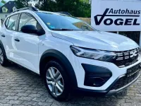 Gebraucht Dacia Sandero Essentiel 91 PS (66 kW) 2023 Gletscherweiss Kleinwagen