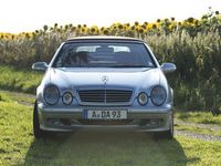 Gebraucht Mercedes CLK200 Avantgarde 163 PS (119 kW) 2001 Silber metallic Cabrio