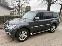 Gebraucht Mitsubishi Pajero 190 PS (139 kW) 2016 Grau SUV