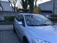 Usata Ford Focus 2005 Grigio Utilitaria