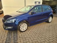 Gebraucht VW Polo Comfortline 69 PS (50 kW) 2012 Blau Kleinwagen