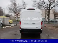 Gebraucht Ford Transit Trend 131 PS (96 kW) 2020 Weiß Limousine