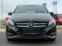 Usado Mercedes B200 136 HP (100 kW) 2017 Preto Monovolume
