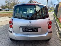 Gebraucht Renault Modus 75 PS (55 kW) 2007 Silber Van / Kleinbus
