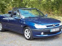 Gebraucht Peugeot 306 Cabriolet Platinum 110 PS (80 kW) 2001 Blau Cabrio