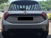 Gebraucht Mini Cooper S Favoured 204 PS (150 kW) 2024 Grau Kleinwagen