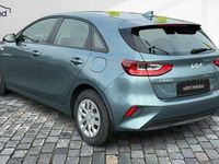 Neu Kia Ceed Best 140 PS (102 kW) 2025 Yuccastahlgrau Kleinwagen