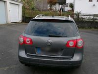 Gebraucht VW Passat 150 PS (110 kW) 2005 Grau Kombi