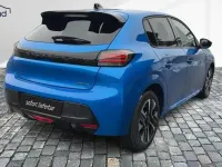 Neu Peugeot 208 Allure 110 PS (80 kW) 2025 Blau Kleinwagen