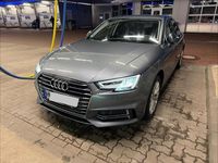 Gebraucht Audi A4 Sport 190 PS (139 kW) 2019 Grau Limousine