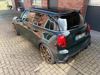 Gebraucht Mini John Cooper Works 231 PS (169 kW) 2024 Grün Kleinwagen