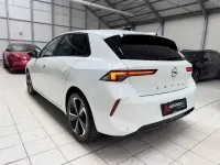 Gebraucht Opel Astra Business Elegance 131 PS (96 kW) 2023 Weiß Kleinwagen