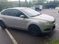 Gebraucht Ford Focus 101 PS (74 kW) 2009 Silber Limousine