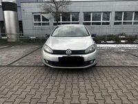 Gebraucht VW Golf VII Match 105 PS (77 kW) 2012 Silber Limousine