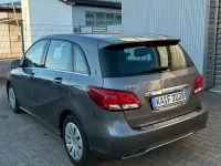 Gebraucht Mercedes B180 122 PS (89 kW) 2015 Grau Kleinwagen