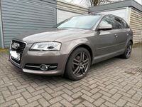 Gebraucht Audi A3 Design 125 PS (91 kW) 2012 Grau Kleinwagen