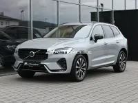 Gebraucht Volvo XC60 Plus 197 PS (144 kW) 2024 Vapour grey / metallic SUV
