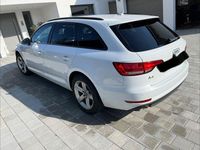 Gebraucht Audi A4 Basis 150 PS (110 kW) 2016 Weiß Kombi
