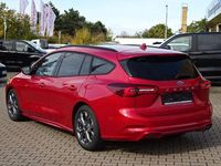 Gebraucht Ford Focus ST-Line X 116 PS (85 kW) 2024 Rot Kombi