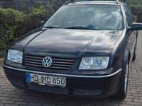 Gebraucht VW Bora 101 PS (74 kW) 2002 Schwarz Kombi