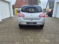 Gebraucht Renault Twingo 75 PS (55 kW) 2013 Silber Kleinwagen