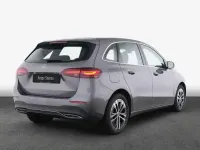 Gebraucht Mercedes B250e Progressive 163 PS (119 kW) 2025 Grau Kleinwagen