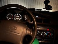 Second-hand Kia Sephia 80 CP (58 kW) 1996 Albastru Berlinǎ