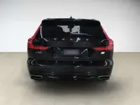 Gebraucht Volvo V60 R-Design 341 PS (250 kW) 2020 Onyx black Kombi