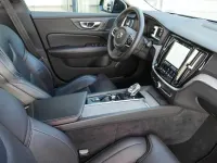 Gebraucht Volvo V60 CC Ultimate 197 PS (144 kW) 2023 Schwarz Kombi