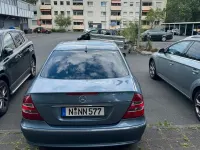 Gebraucht Mercedes E320 Avantgarde 225 PS (165 kW) 2003 Blau Limousine