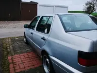 Gebraucht VW Vento 90 PS (66 kW) 1996 Silber Limousine